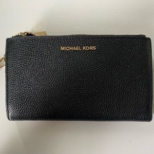 Michael Kors Adele Leather Smartphone Wallet (Black)